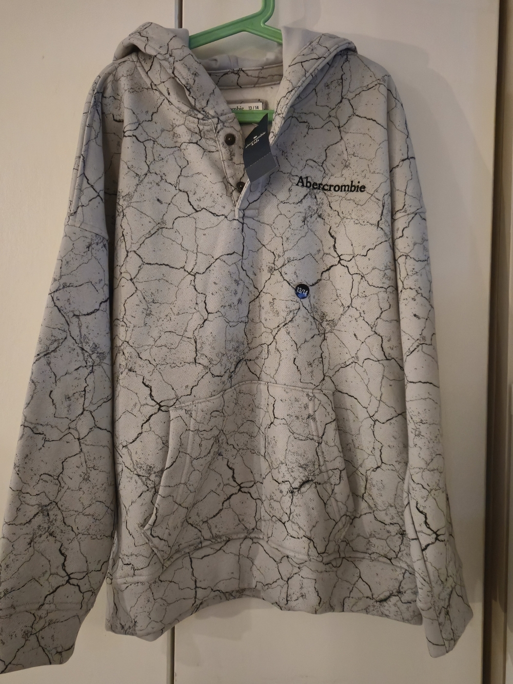 Abercrombie & Fitch Light Gray Hoodie with Black Crackle Print